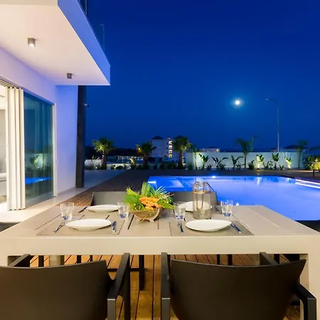 Seaview Luxury * Ayia Napa